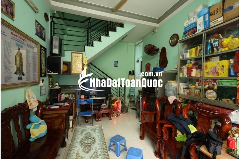 Nhà ngang 7m, đường Trường Chinh, 54m2 x 4 tầng BTCT, gần chợ Bà Quẹo